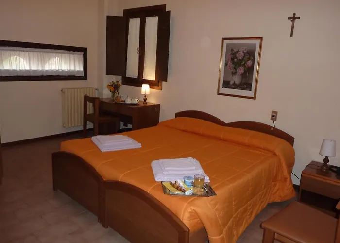 Villa Santa Maria Dell\'Arco - Centro Oreb